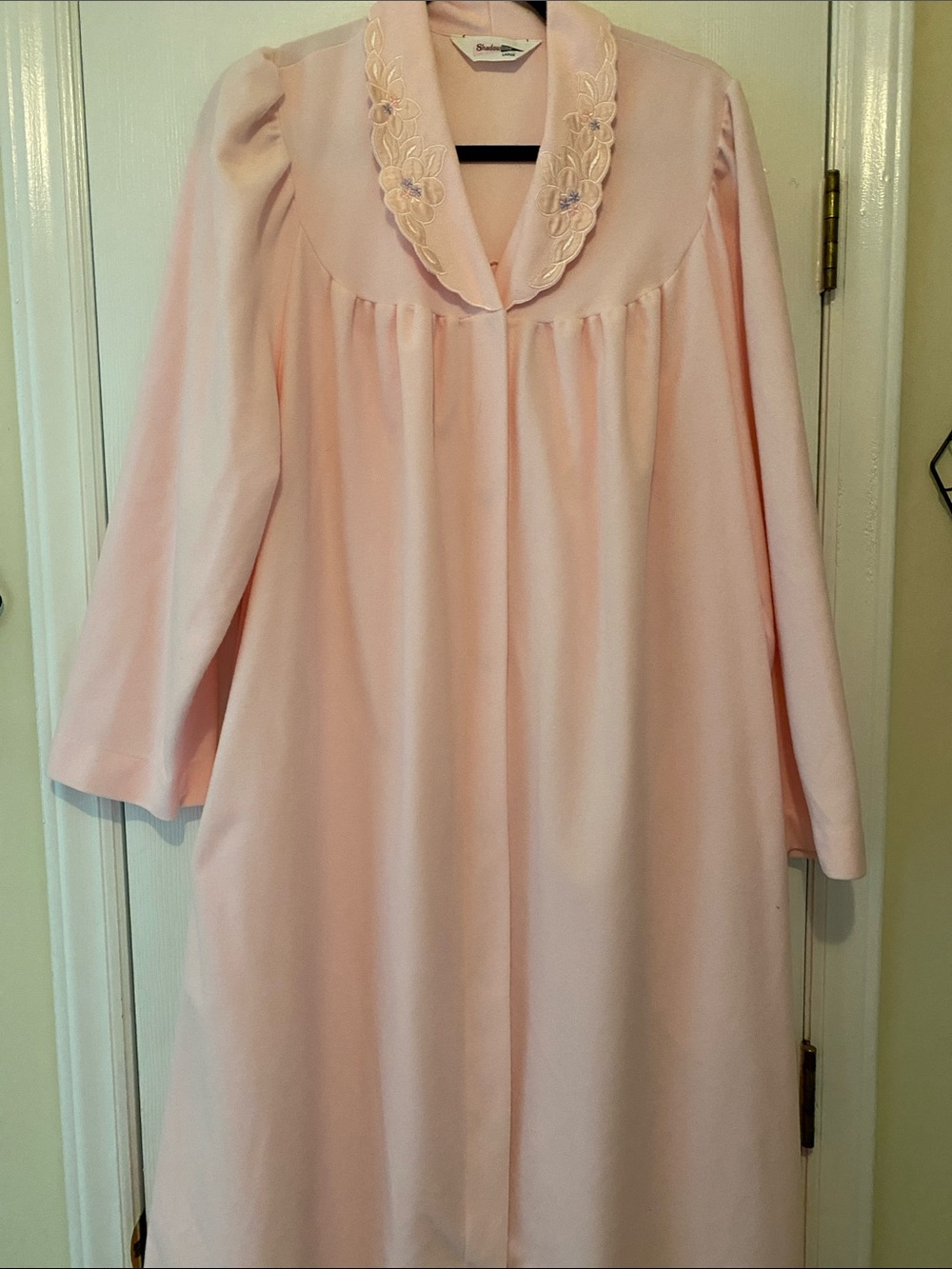 Shalimar Pale Pink Embroidered Collar Robe